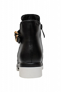 Чёрный Чёрный