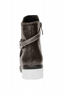 Бежевый Бежевый